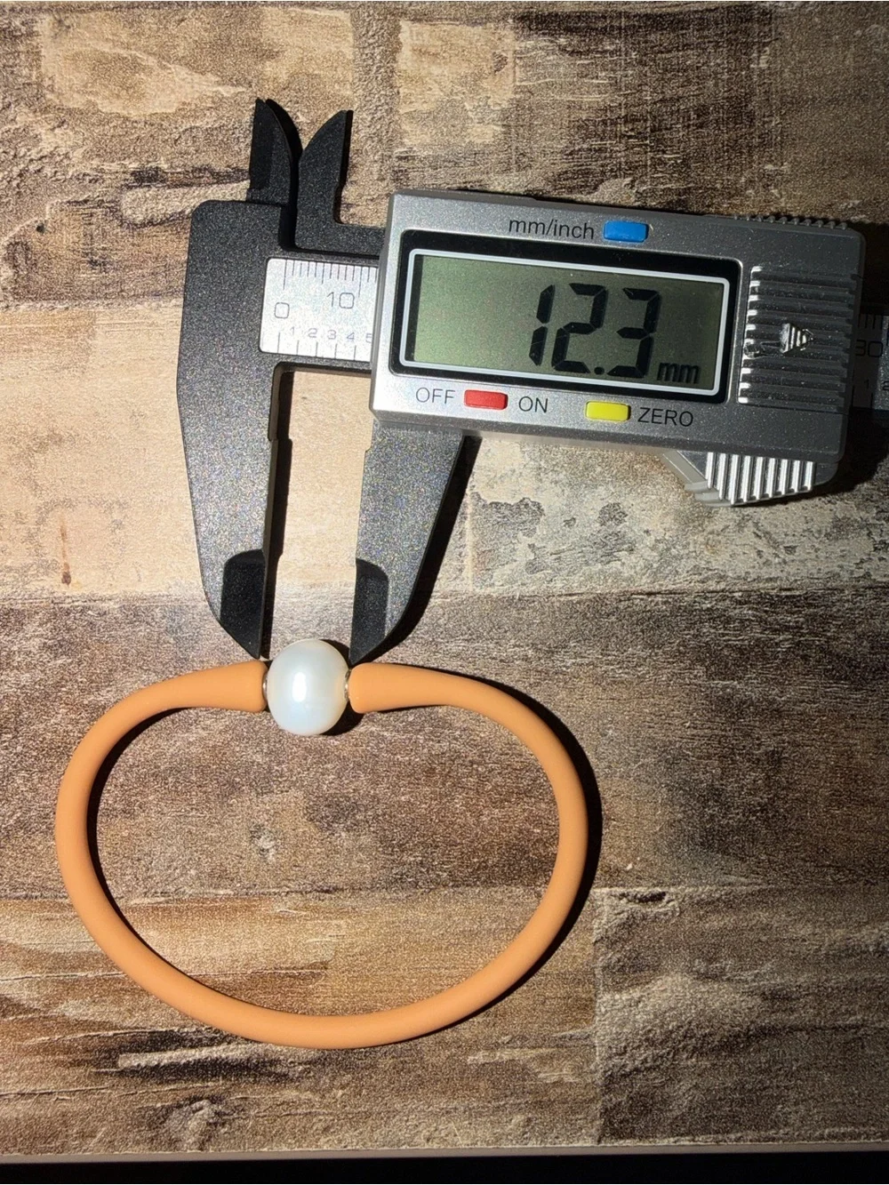 Silicone Loop Wearable Bracelet with White Accent - Peach